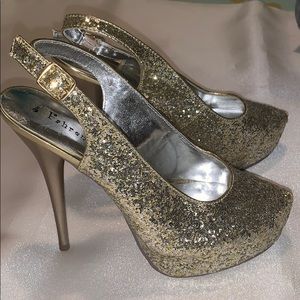 FAHRENHEIT Glitter Pump